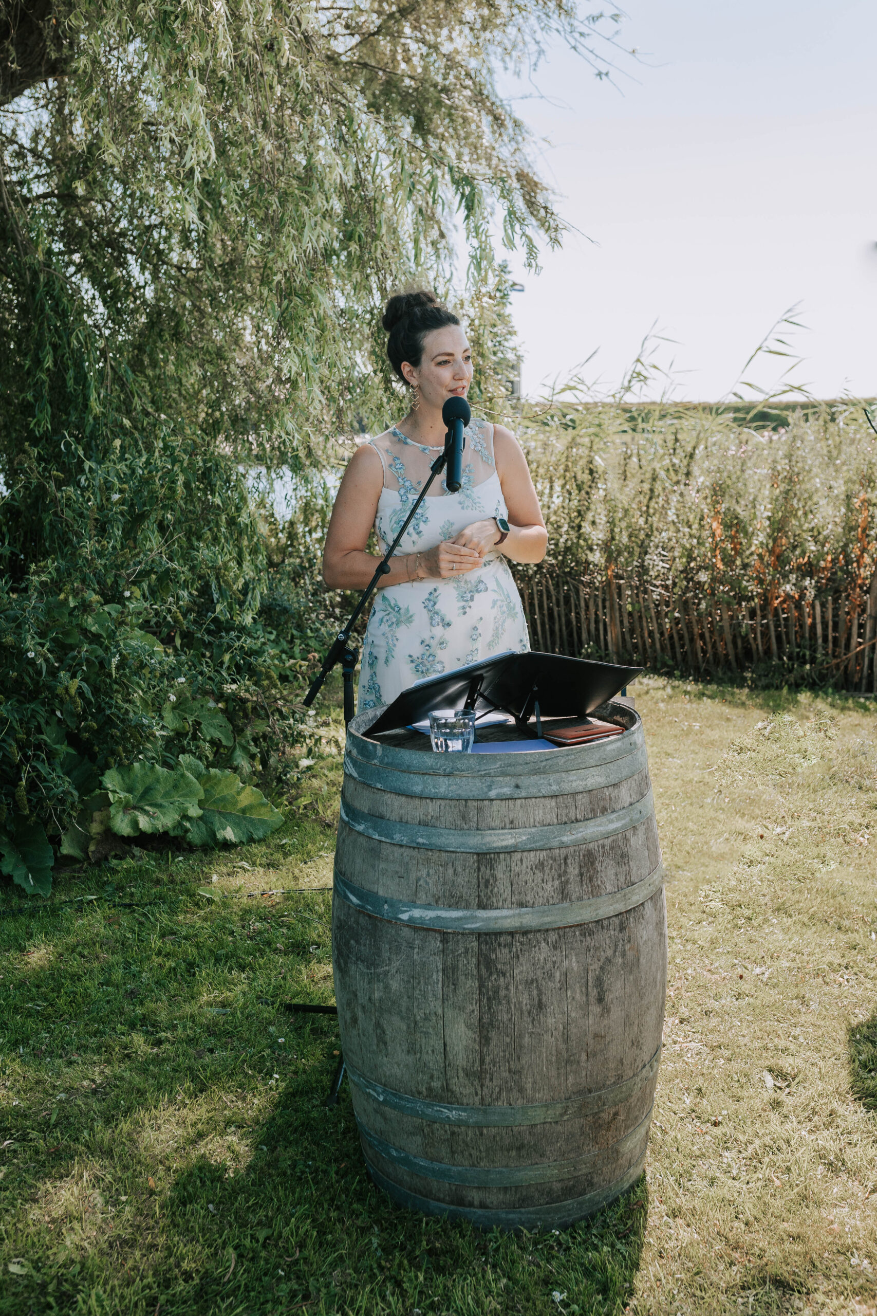jessica bubbels en ballen trouwambtenaar